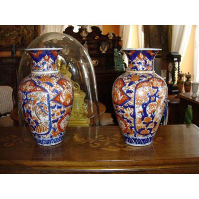 Paire De Vases En Imari 19 ème