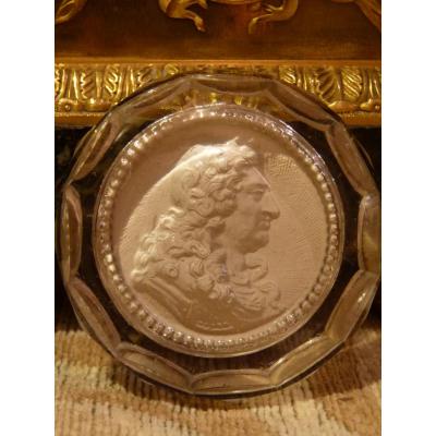 Médaillon Cristallo-cérame, Louis XIV, époque Restauration
