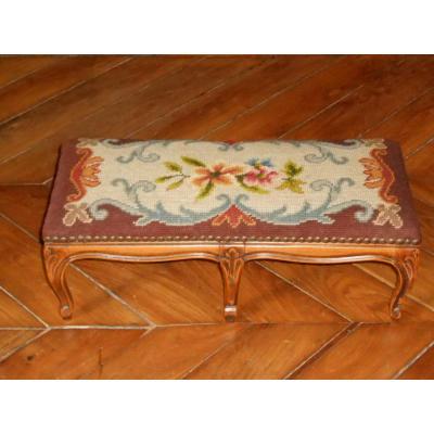 Un Tabouret de pieds, XIXème