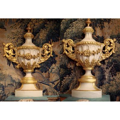 Paire d'Urnes En Bois XIXème Siècle