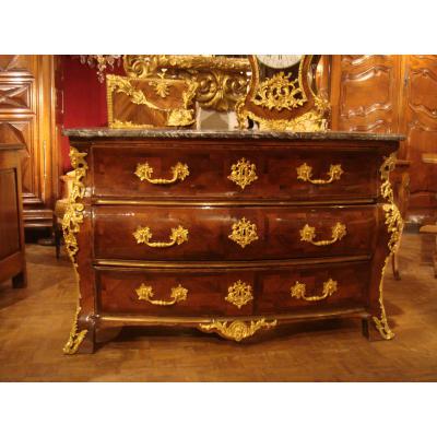 Commode époque Régence