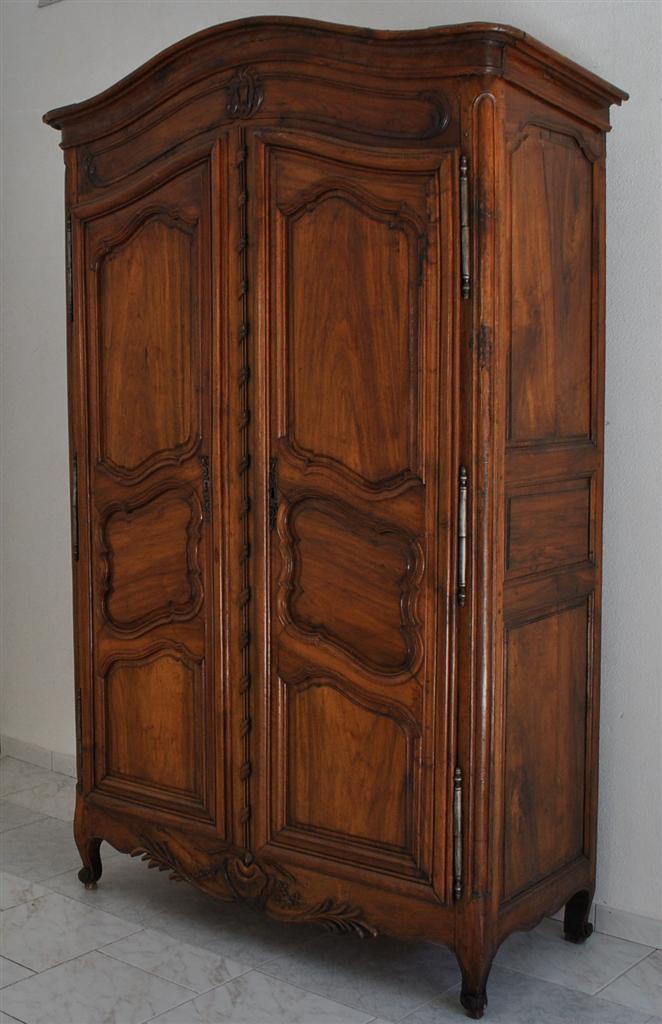 armoire provencale armoire proven 231 ale louis xv 233 poque xviii 232 me en noyer armoire provencale armoire proven 231 ale louis xv 233 poque xviii 232 me en noyer