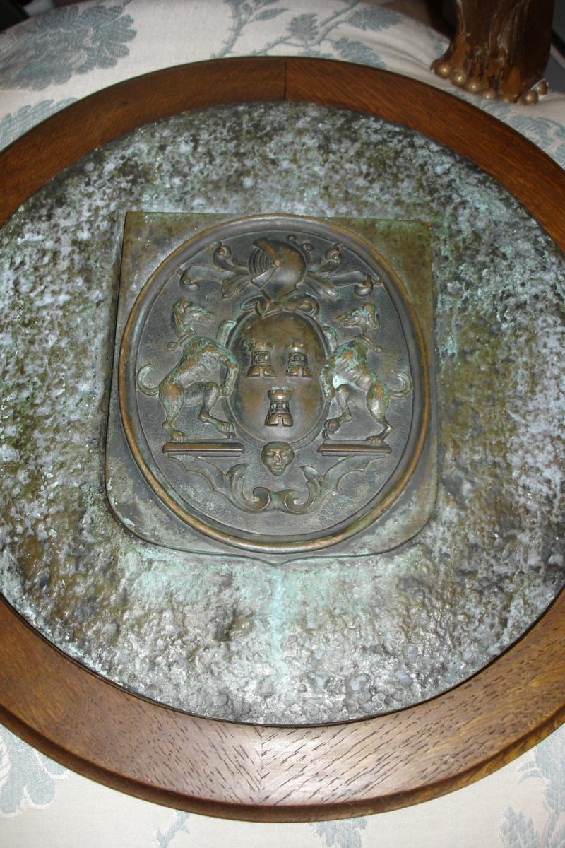 Plaque En Bronze à Décor d\'Armoiries