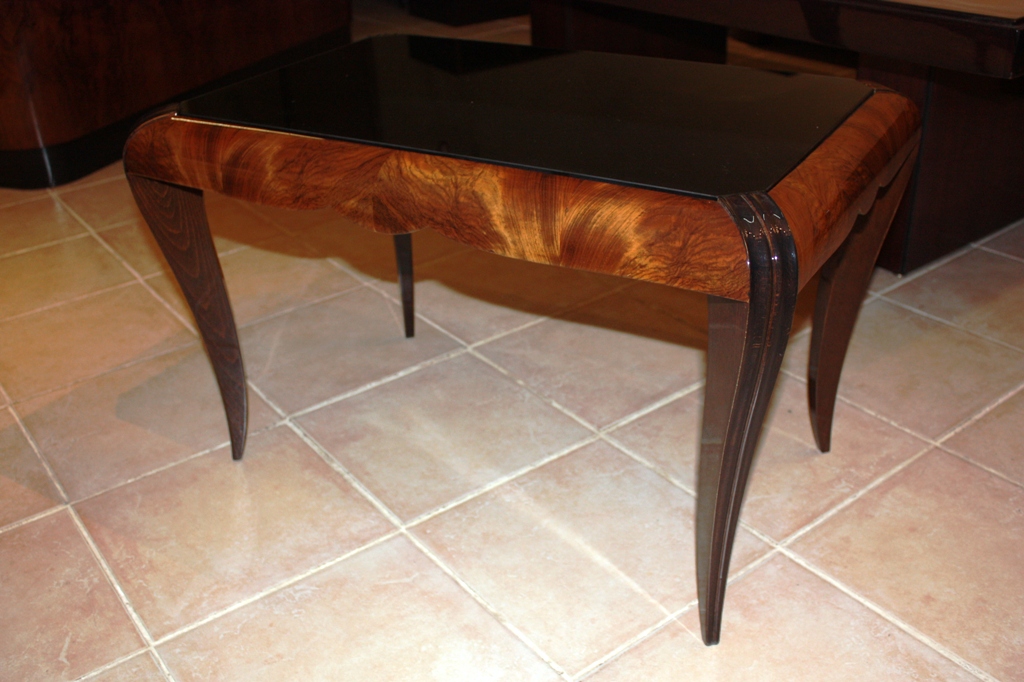 Table Basse époque Art Déco Ronce De Noyer Dessus