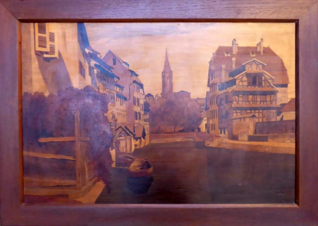 Marquetterie De Spindler. (c) Antiquités Le Passe Temps