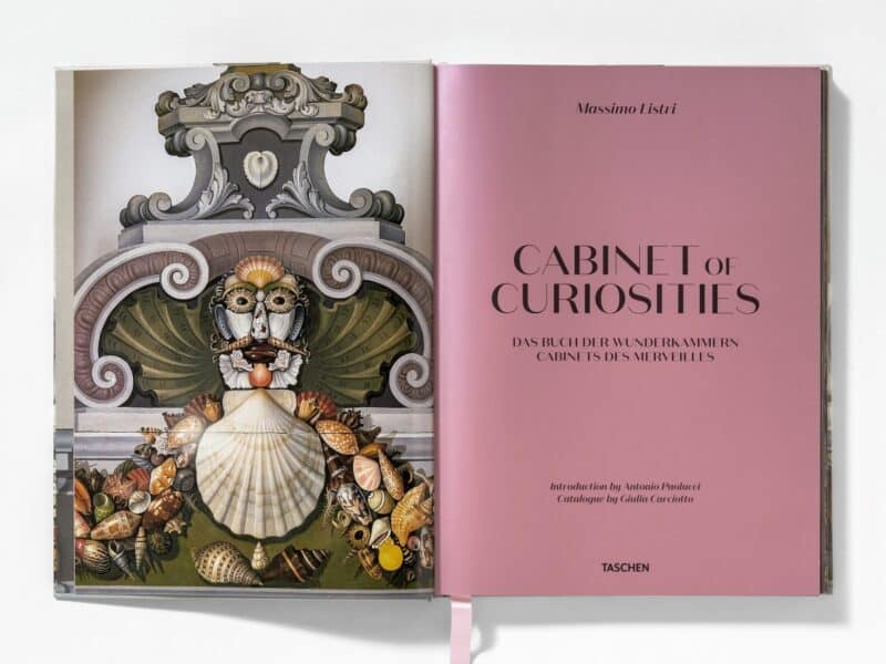 Massimo Listri. Cabinet of Curiosities. Das Buch der Wunderkammern. Cabinet des merveilles.