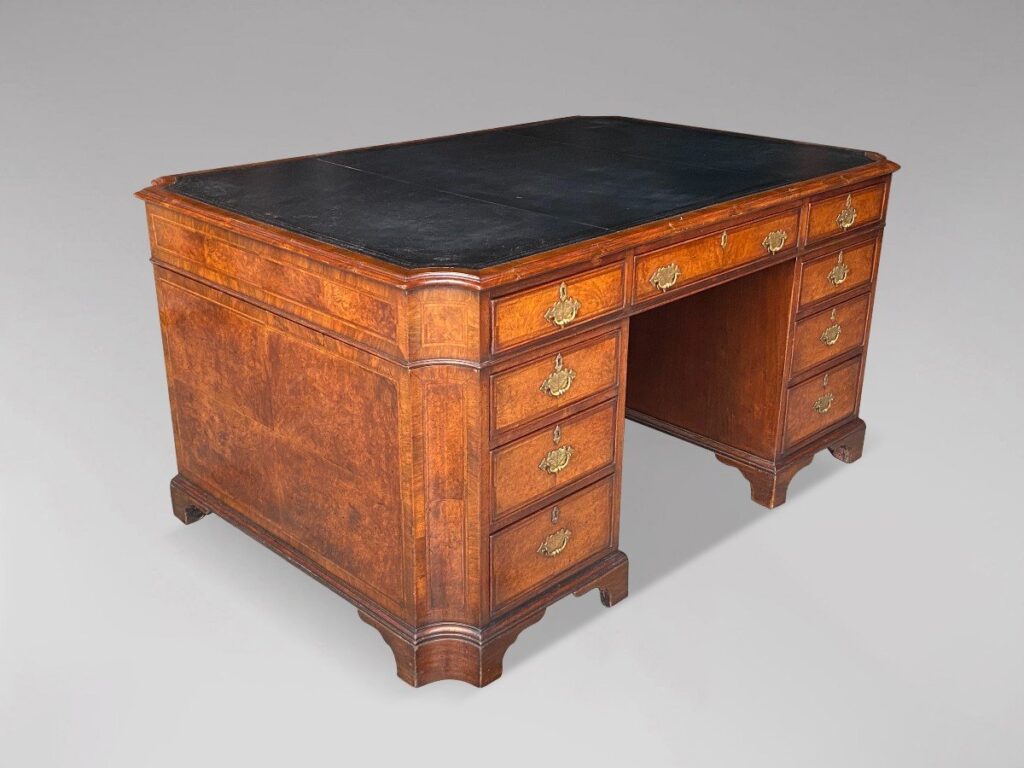 Walnut desk Georgian