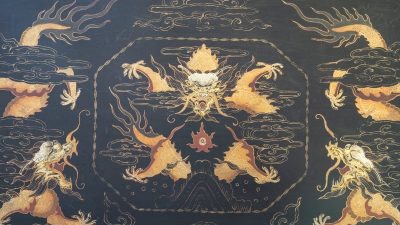 Dragon tray flaming pearl - La Belle epoque antique dealer