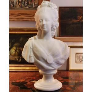 Bust Of Marie Antoinette In Alabaster French School 19th Century After Félix Lecomte 51cm