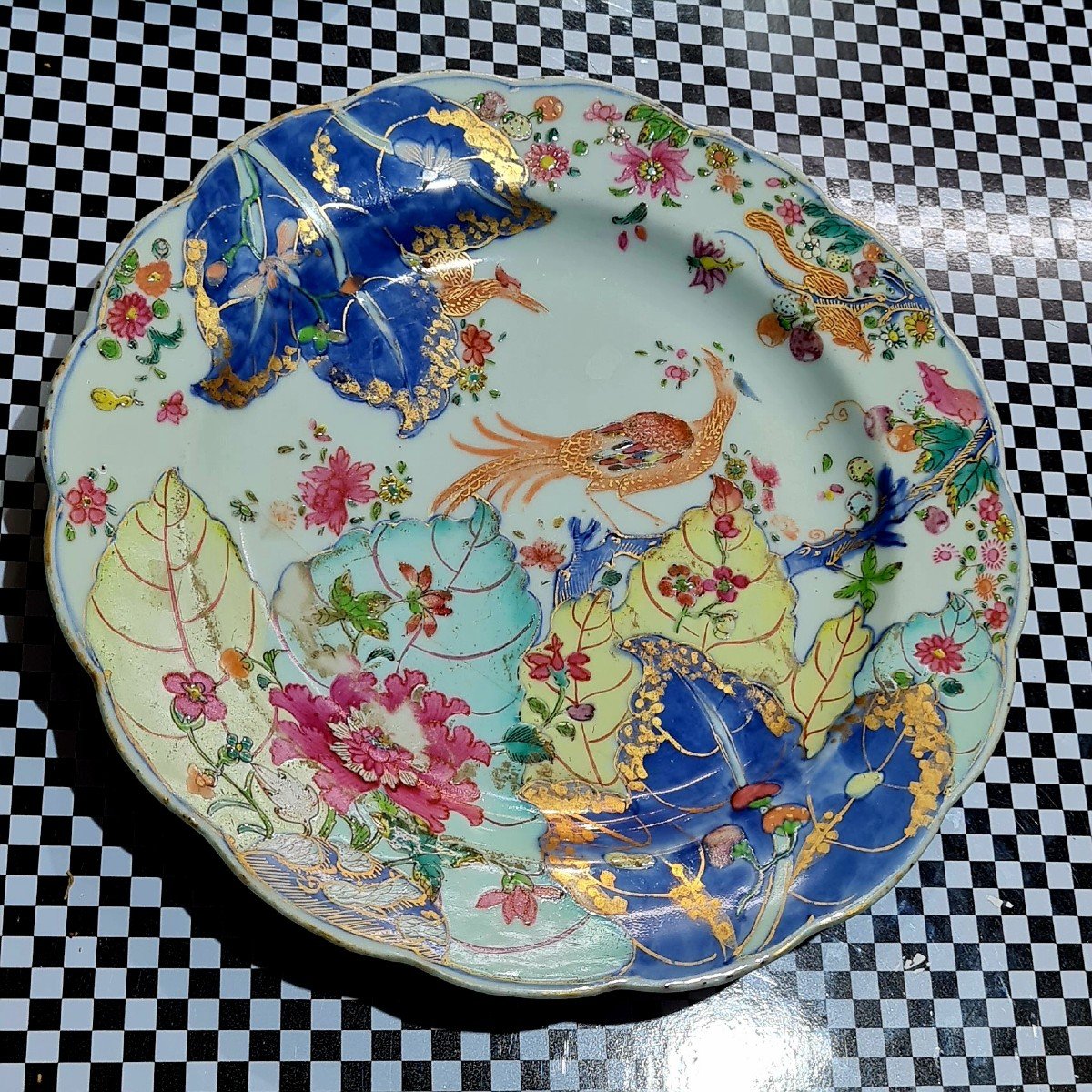 Rare China Porcelain Plate With Tobacco Leaf Decor. Qianlong Famille Rose White Blue Qing Dinasty  China Chinese-photo-2