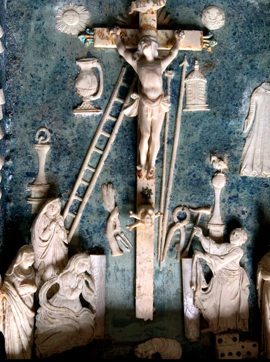 Retable de devotion  Reliquaire Paperolle circa XVIIIe siecle porcelaine-photo-3