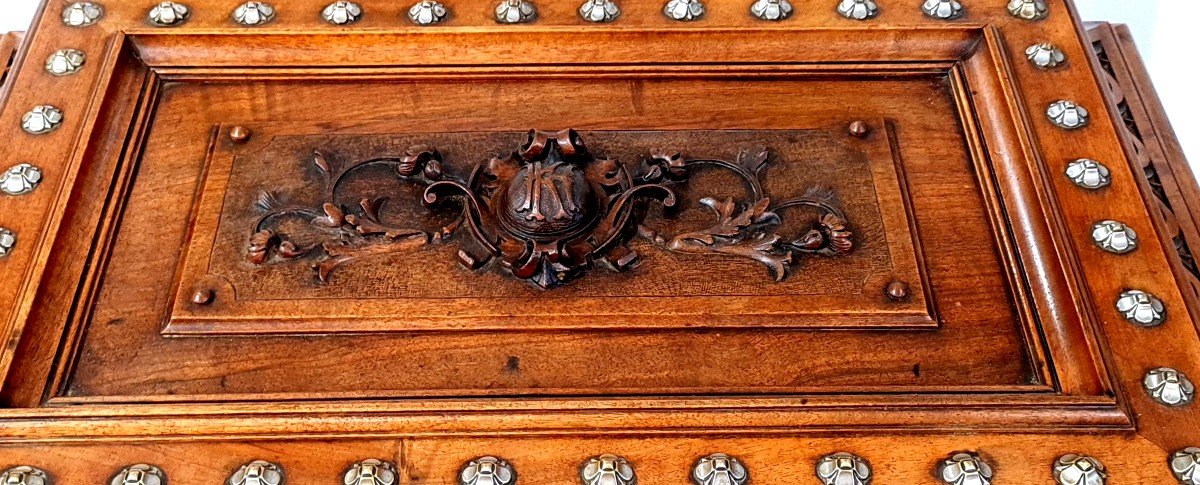 Rare Cabinet Coffre Médaillier monogrammé  sur pieds griffes  aux trefles a 4 feuilles  Epoque XIX éme Viollet Le Duc Napoléon 3 -photo-2