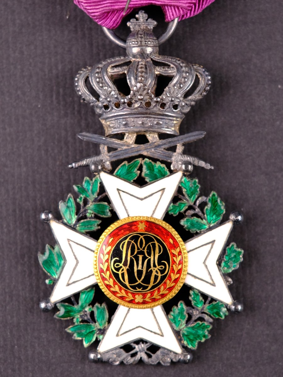 Croix de chevalier (militaire) de l'ordre de Léopold. Version ancienne Unilingue.Médaille Belge-photo-3