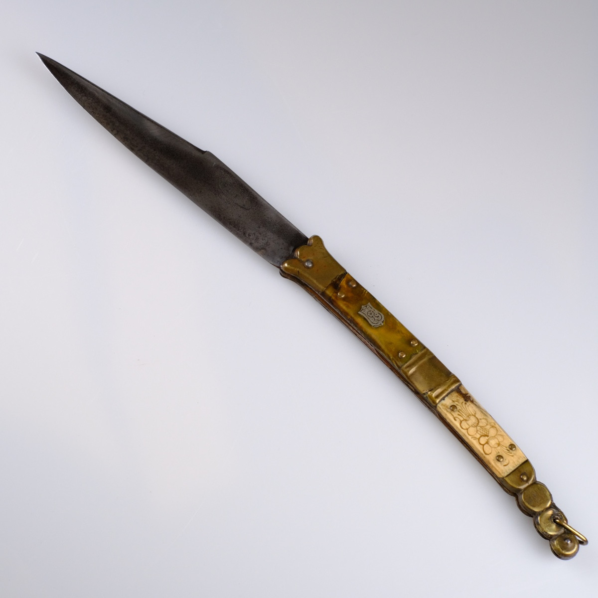 Couteau Navaja Toledo XIème, Canif. Couteau de défense.