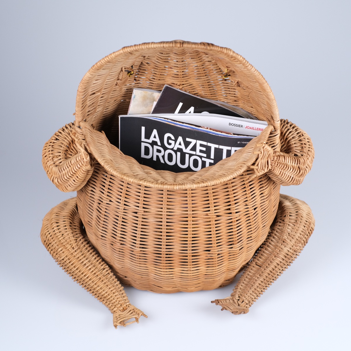 Olivier Cajan (xxth) Gettacarte (c.1960). Grenouille Frog Wicker Magazine Rack.-photo-2