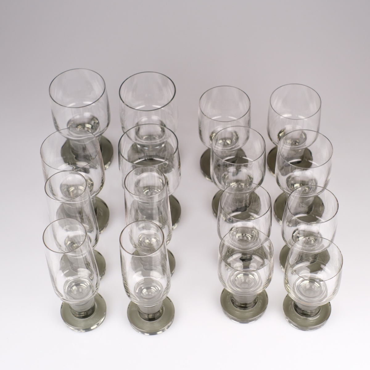 Design 60-70 service en cristal: 4 +4 verres à Vins (R&B) -4 verres à eau- 4 flûtes- 4 Shooters-photo-7