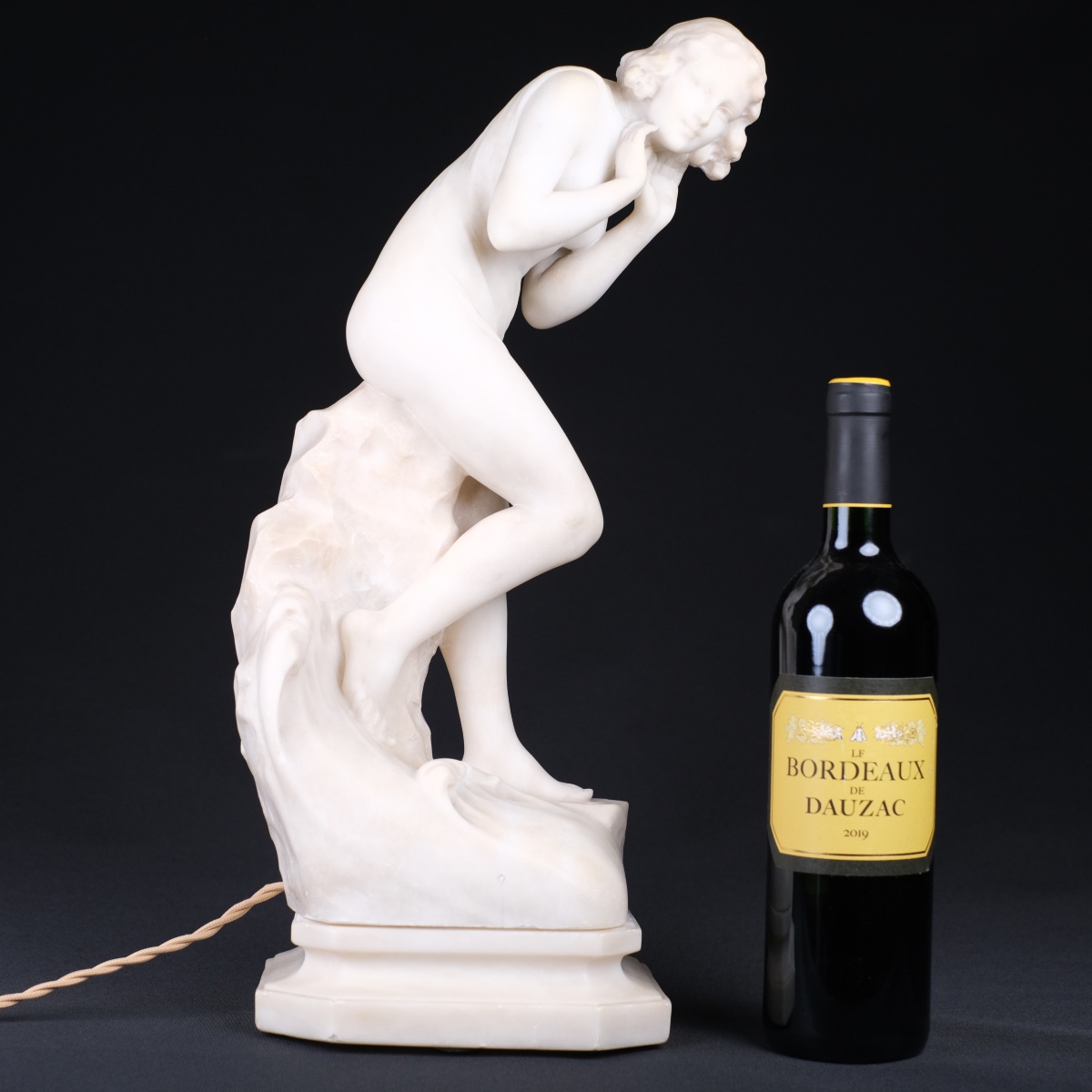 Naïade, sculpture et veilleuse, lampe Art Déco en albâtre, G. Masi (XIX-XXème,Italie).-photo-2