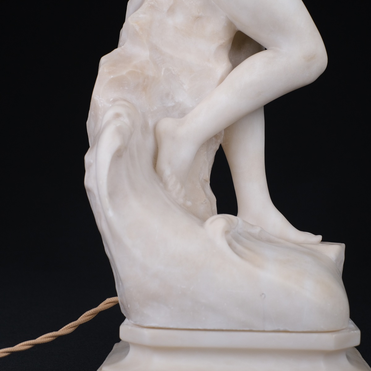Naïade, sculpture et veilleuse, lampe Art Déco en albâtre, G. Masi (XIX-XXème,Italie).-photo-4