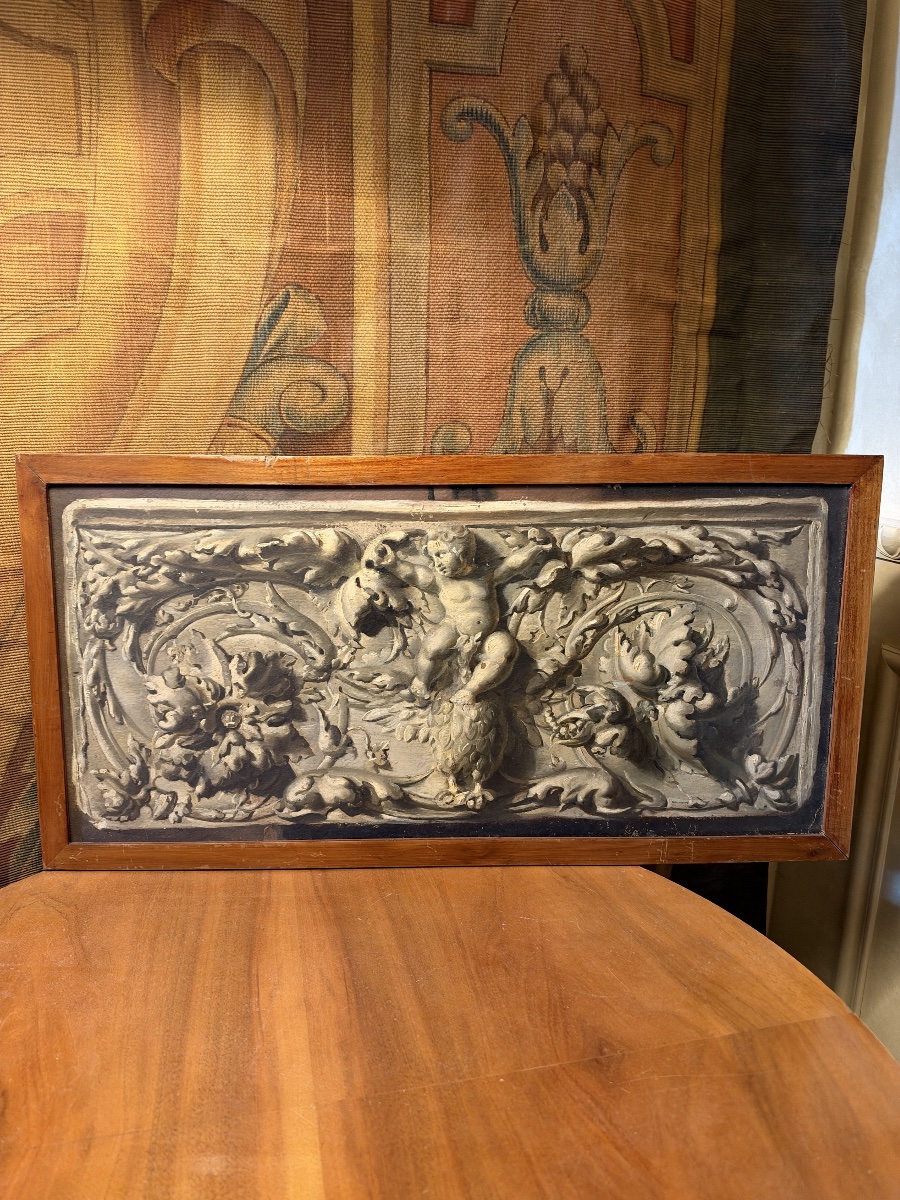 Supraporte en trompe l'oeil "Cupid face Armatus"-photo-4