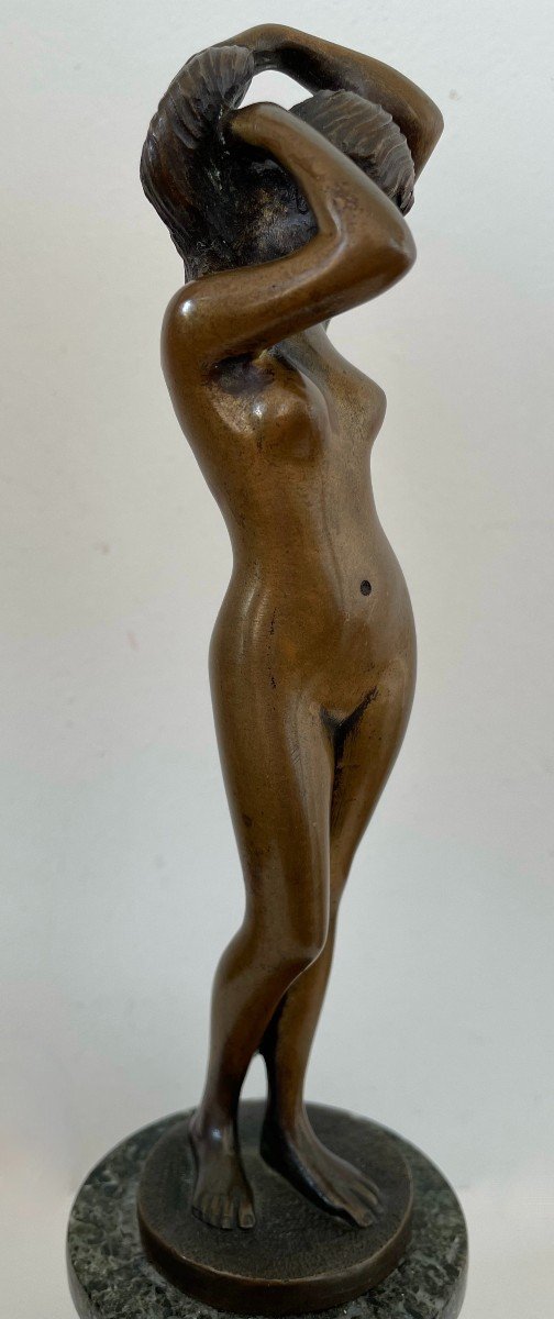 Petit Bronze Représentant Un Nu Féminin -photo-6
