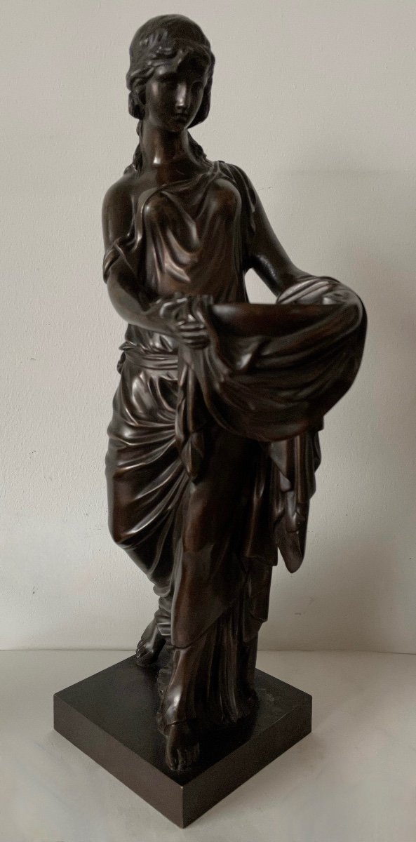 Femme Drapée à  L Antique , Sculpture En Bronze