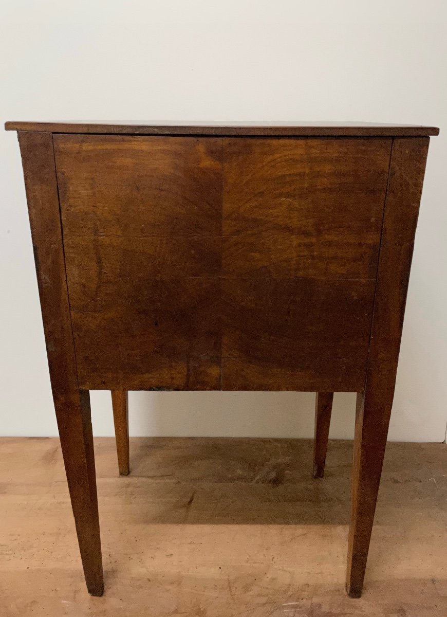 Chiffonniere Table In Walnut-photo-3