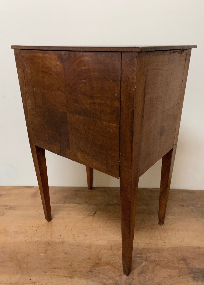 Chiffonniere Table In Walnut-photo-4