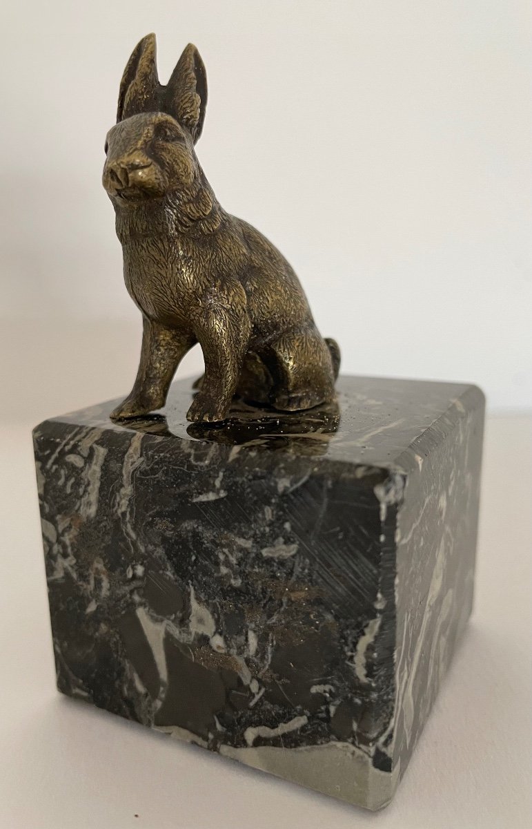 Small Bronze Subject Representing A Rabbit