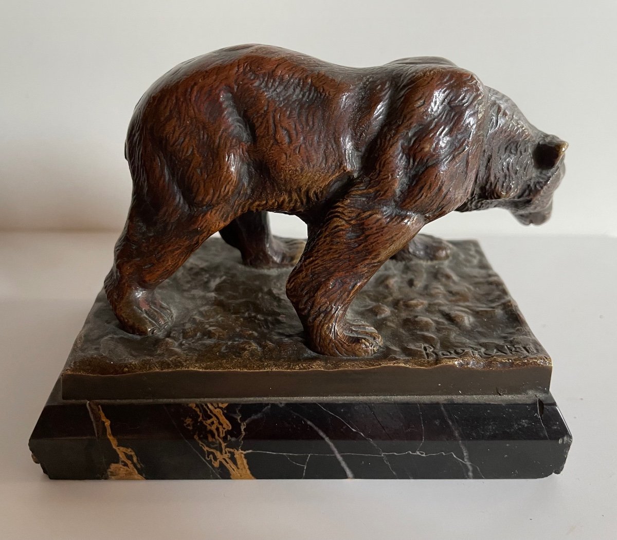 L’ours ,  Sujet En Bronze Signé Bourcart-photo-1
