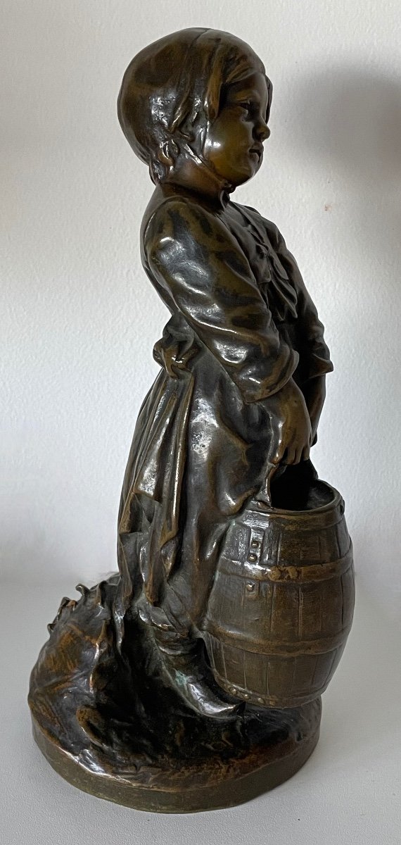 The Little Water Carrier , Bronze-photo-2