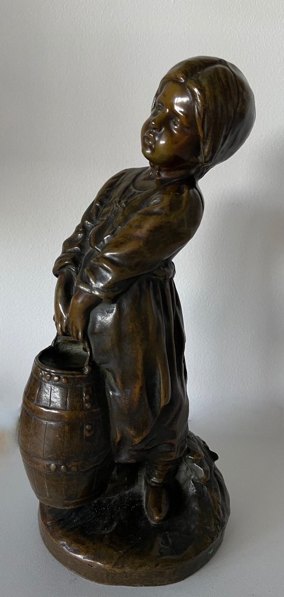 The Little Water Carrier , Bronze-photo-8