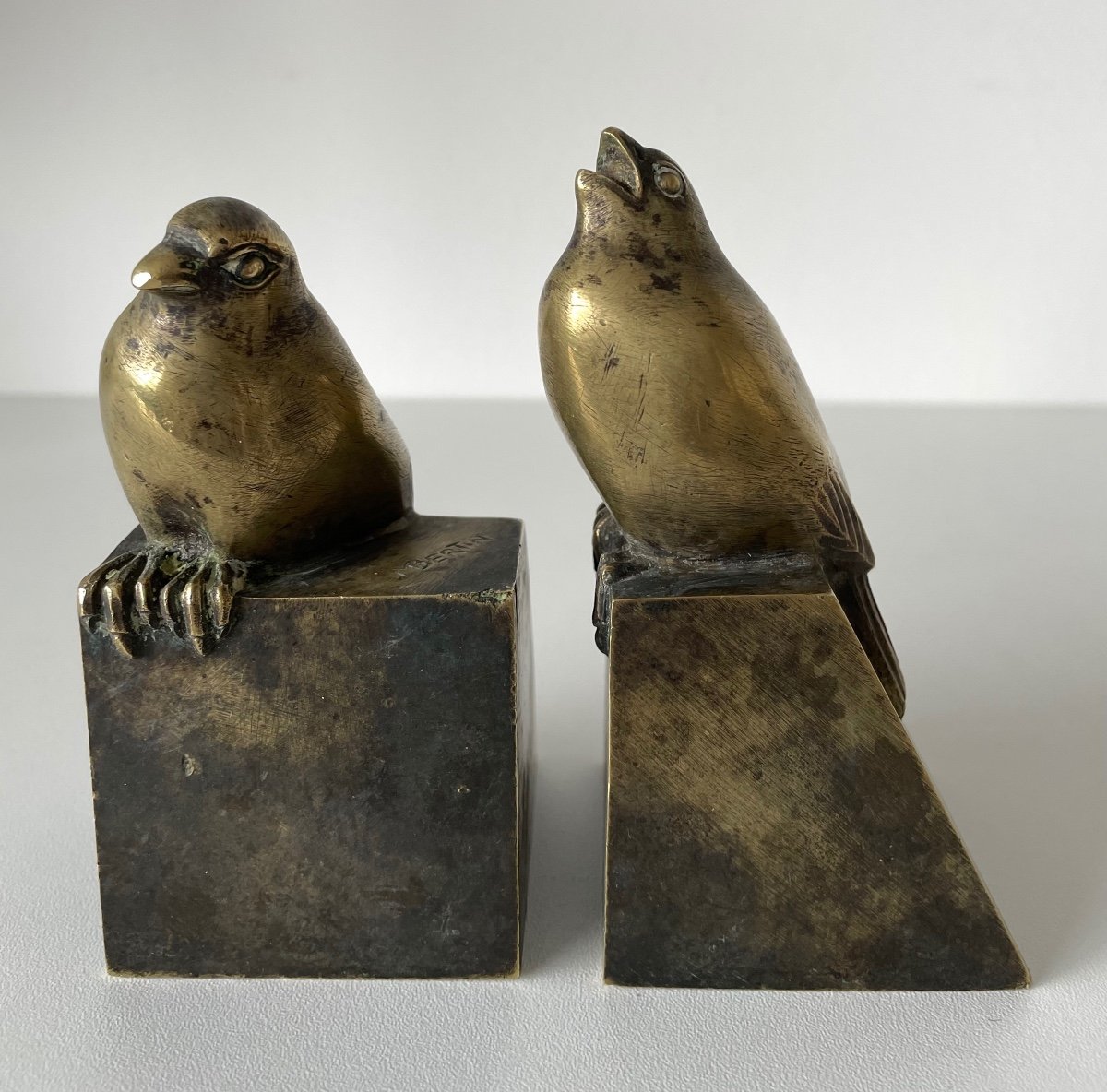 Serre-livres en bronze Représentant Des Oiseaux Signés M Bertin-photo-2