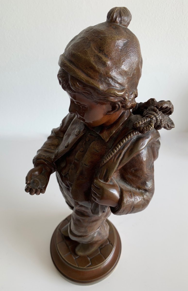 Bronze Sculpture Representing A Little Chimney Sweep-photo-5