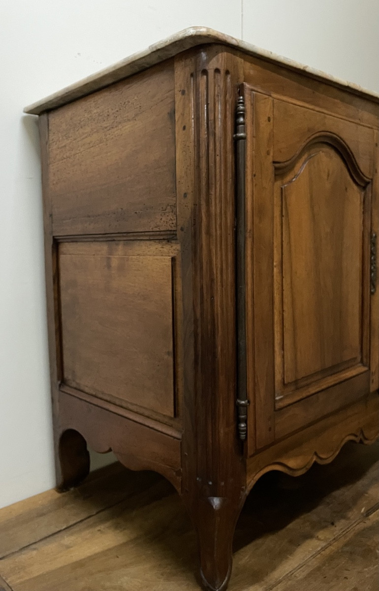 18th Century Walnut Sideboard-photo-5