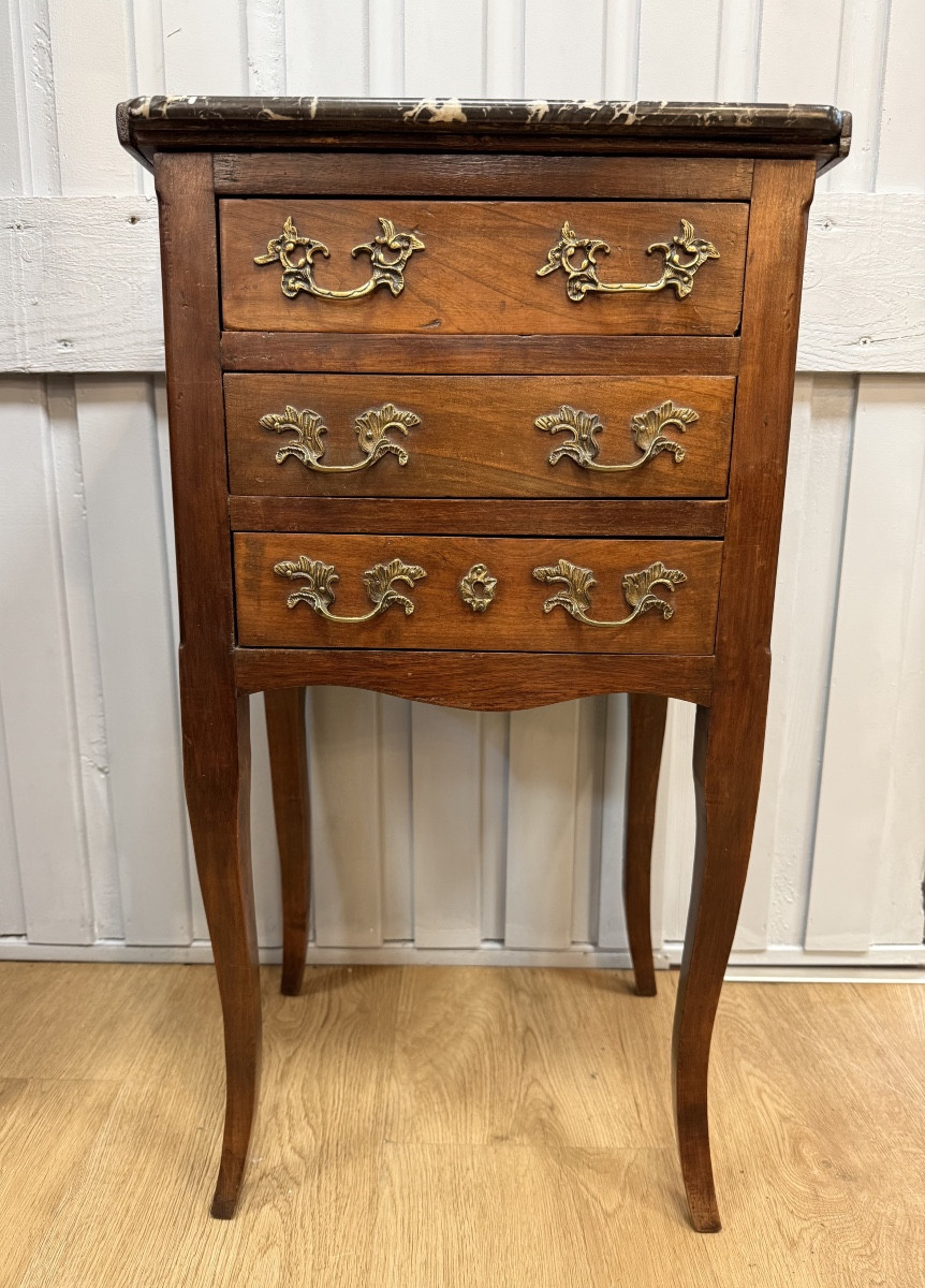 Petite commode d entre deux  en noyer-photo-1