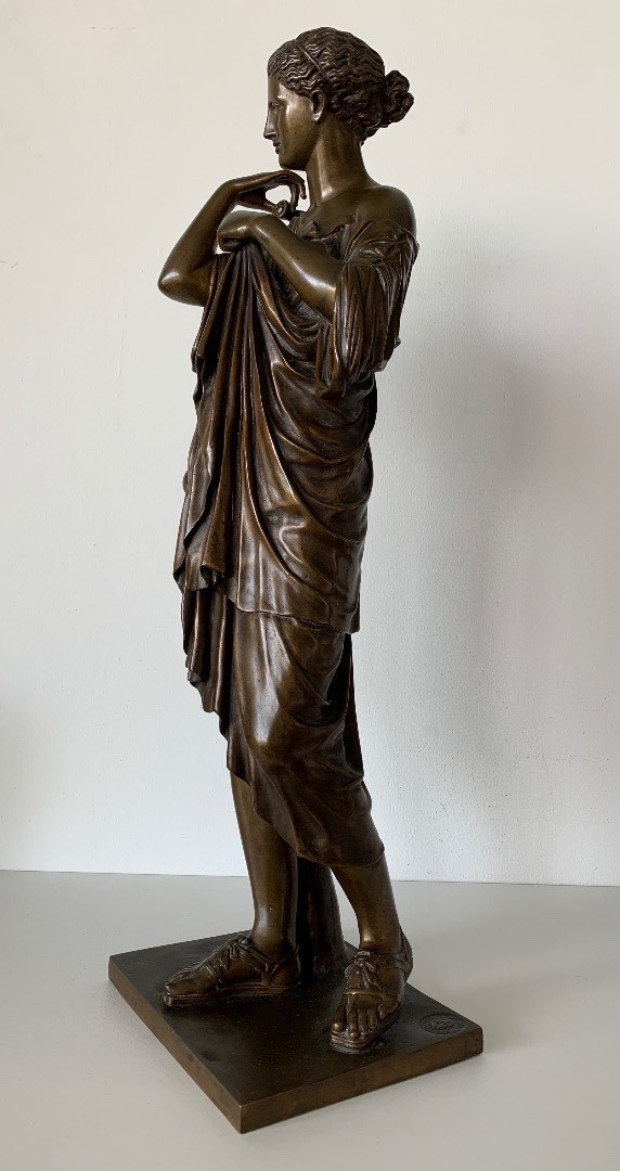 Bronze représentant  Diane de Gabies-photo-4