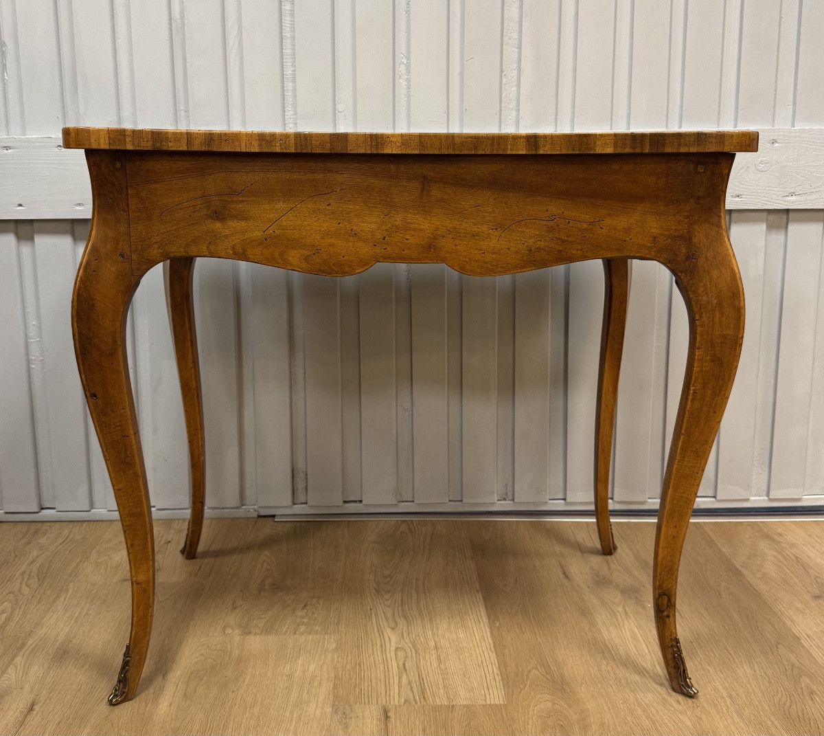 Walnut Reading Table -photo-5
