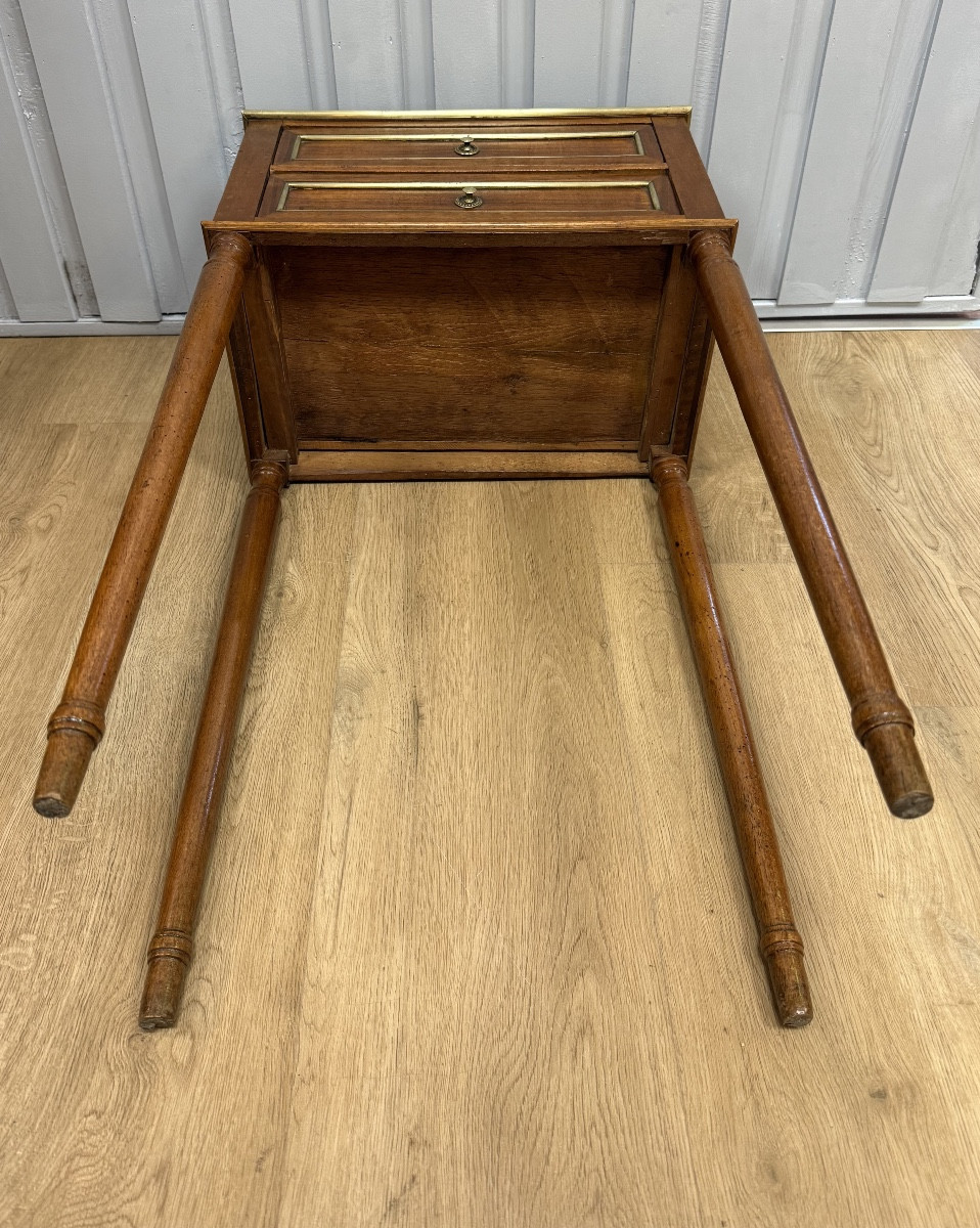 Petite table d appoint en noyer-photo-7