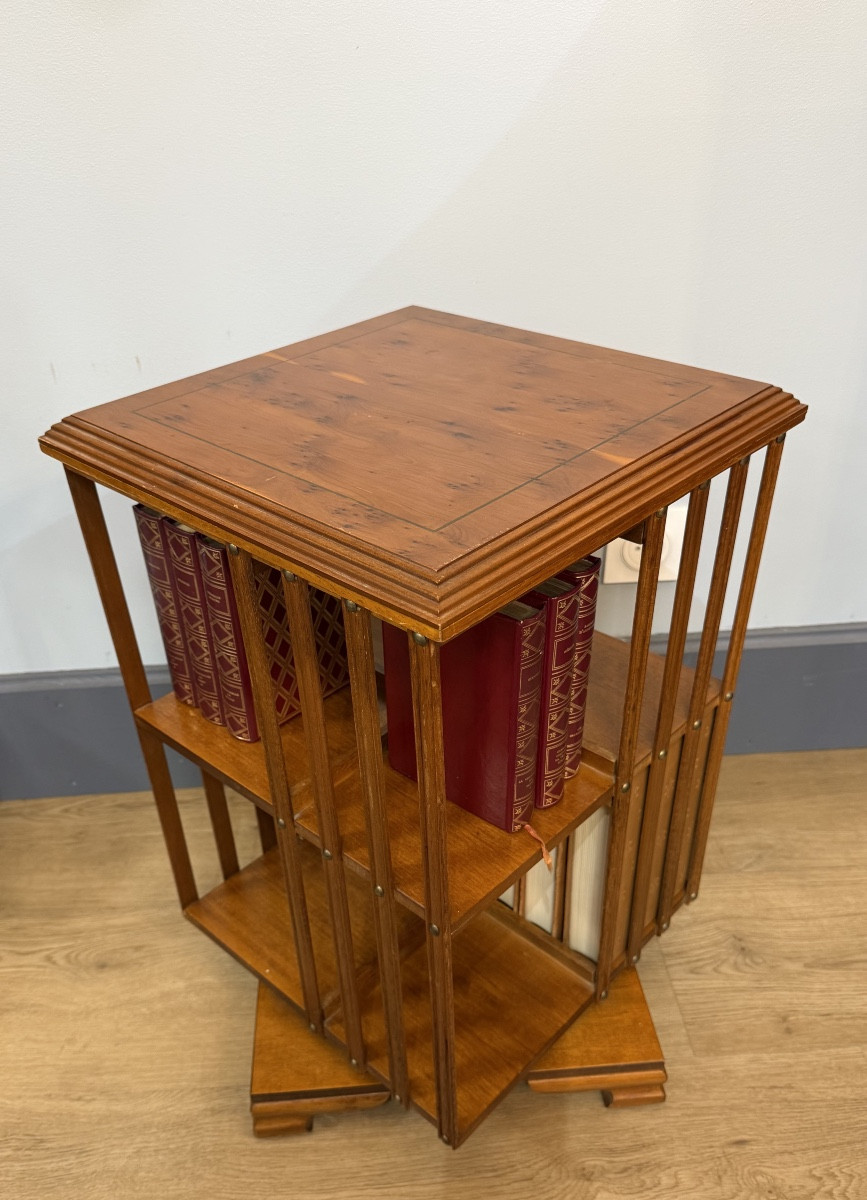 Petite bibliothèque tournante -photo-1