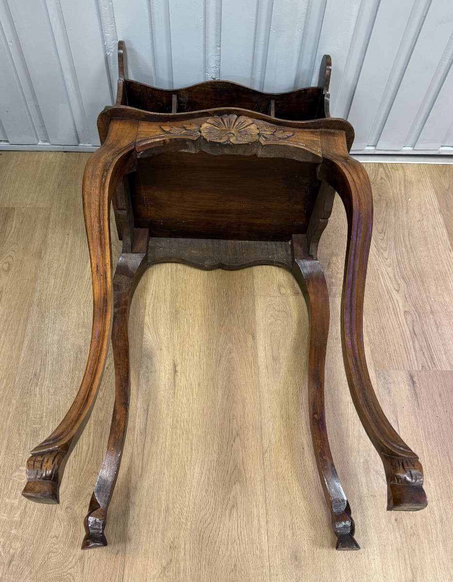 Provencal Walnut Side Table-photo-6