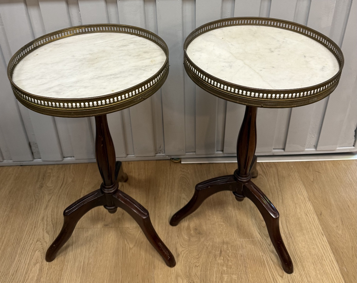 Pair Of Mahogany Side Tables -photo-3