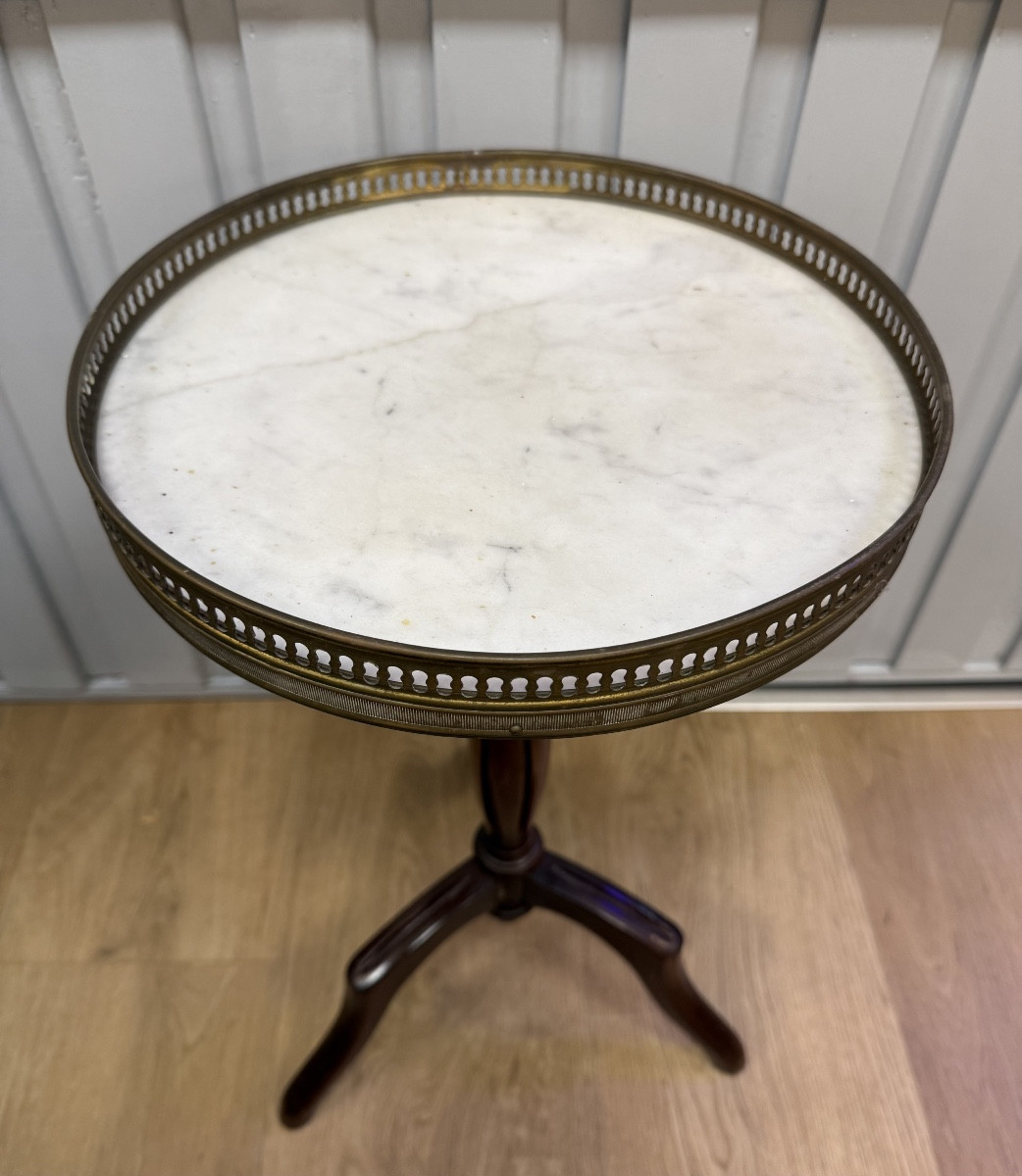 Pair Of Mahogany Side Tables -photo-4