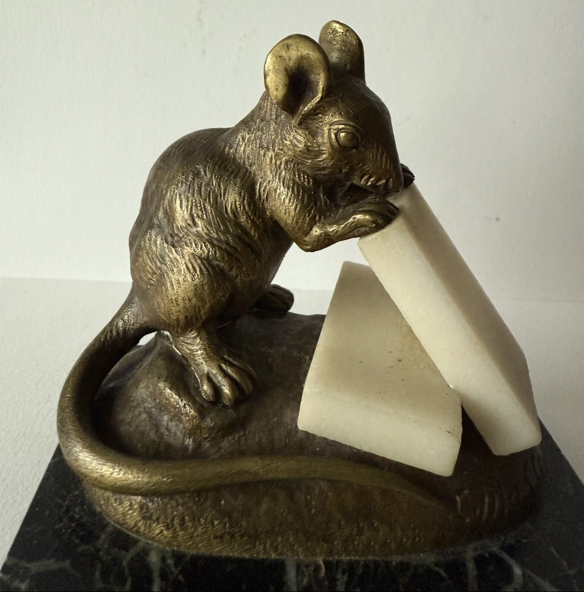 Souris grignotant un sucre , bronze signé Clovis-Edmond MASSON-photo-6