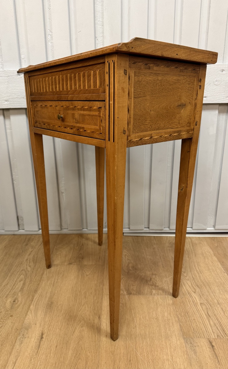 Small Dressing Table In The Louis XVI Style -photo-3