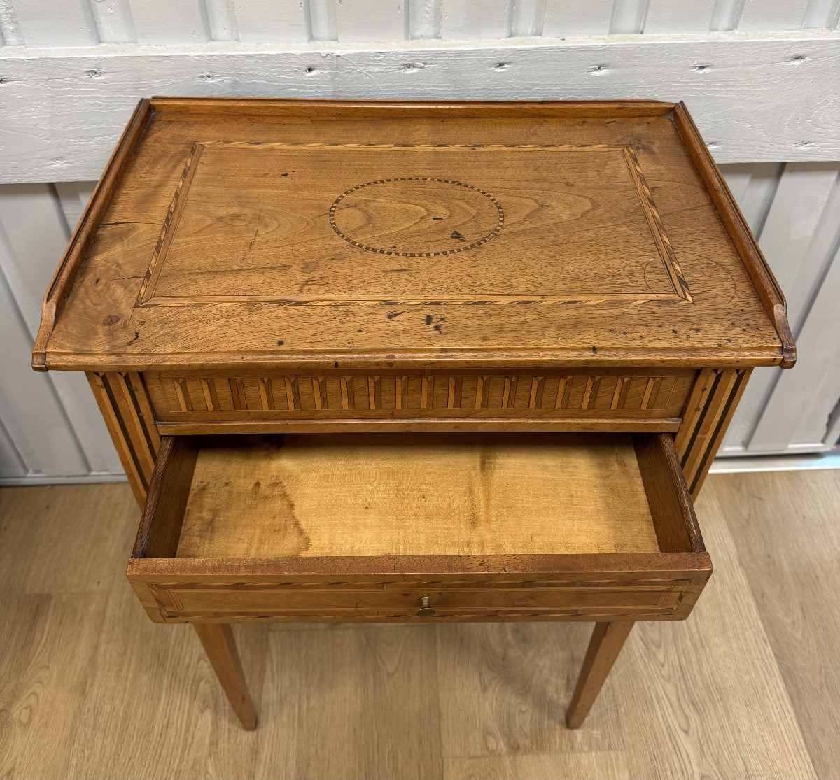 Small Dressing Table In The Louis XVI Style -photo-4
