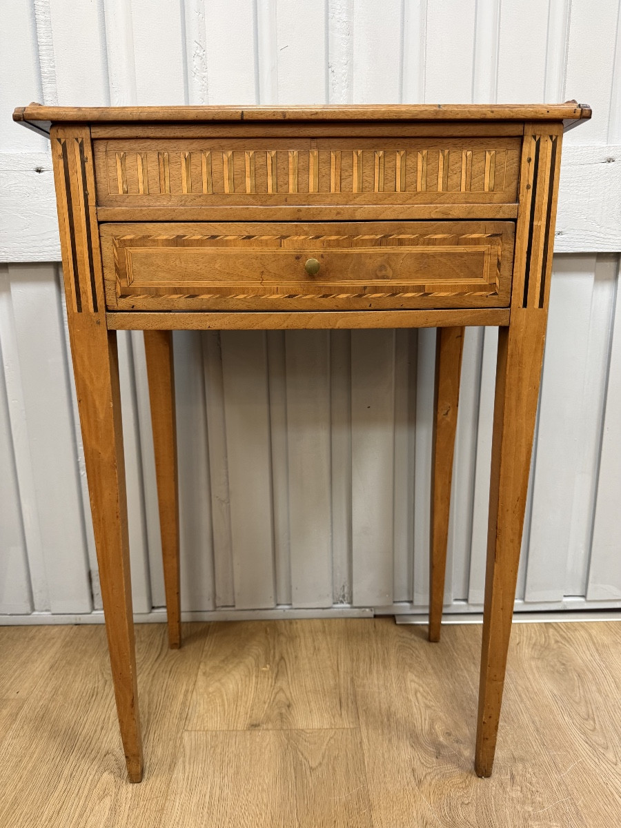 Small Dressing Table In The Louis XVI Style 