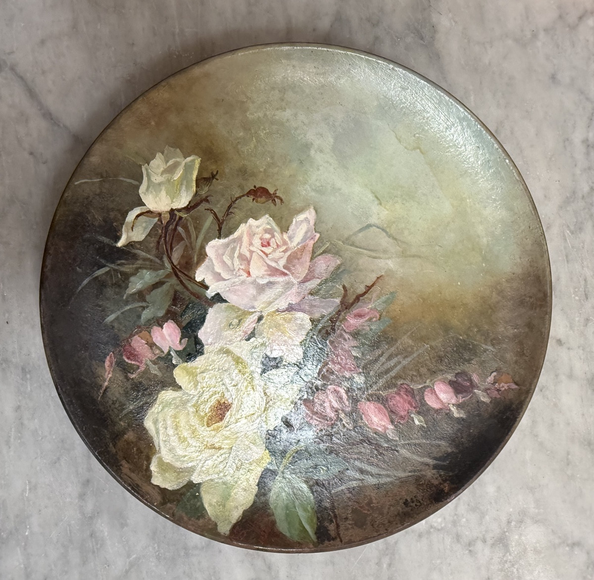 Large Platters Decorated With Flowers -photo-4