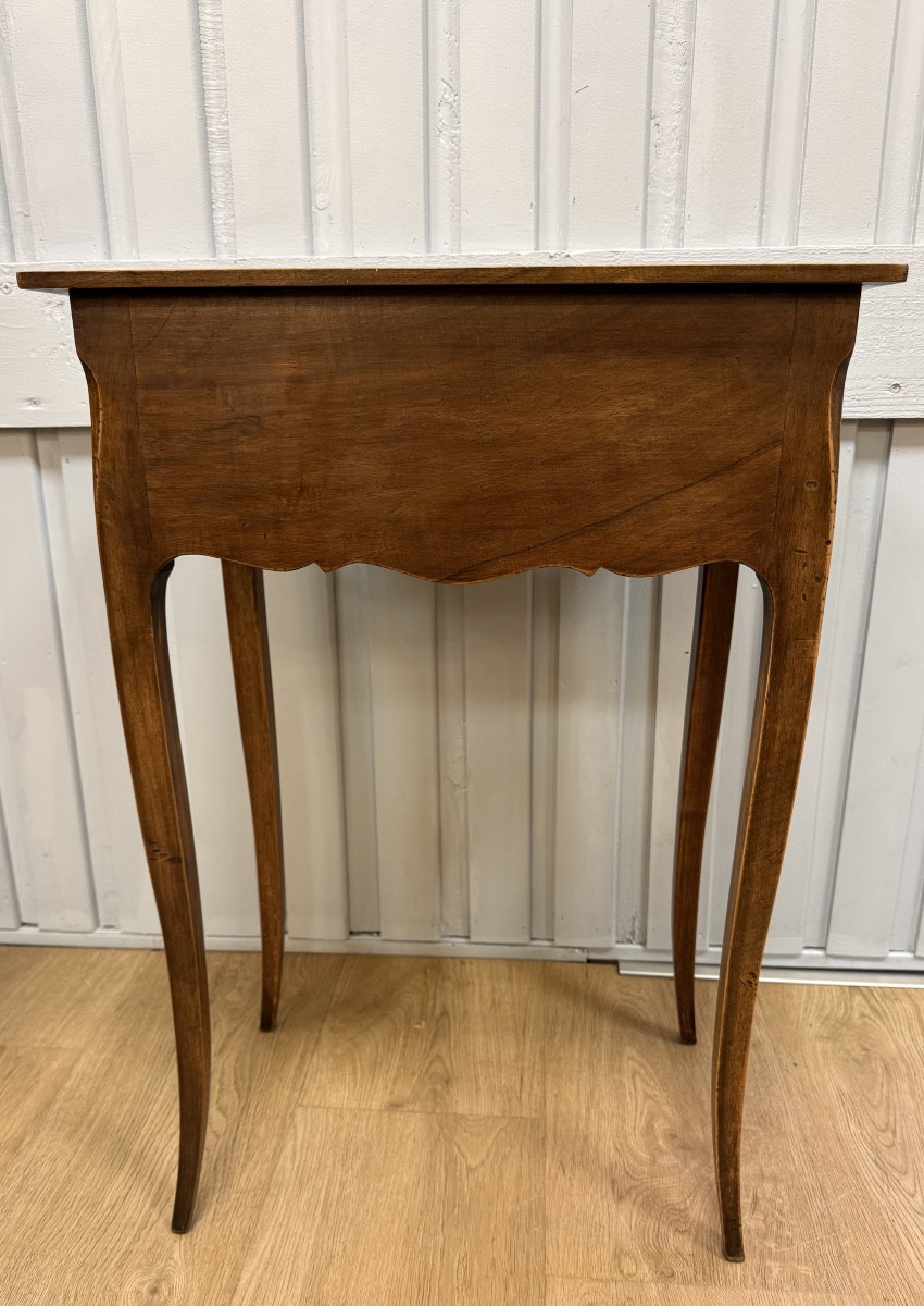 Small Walnut Side Table-photo-4