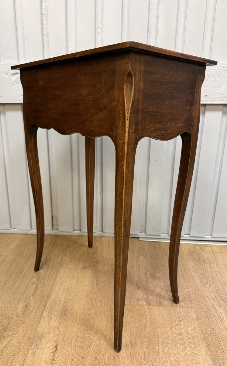 Small Walnut Side Table-photo-5