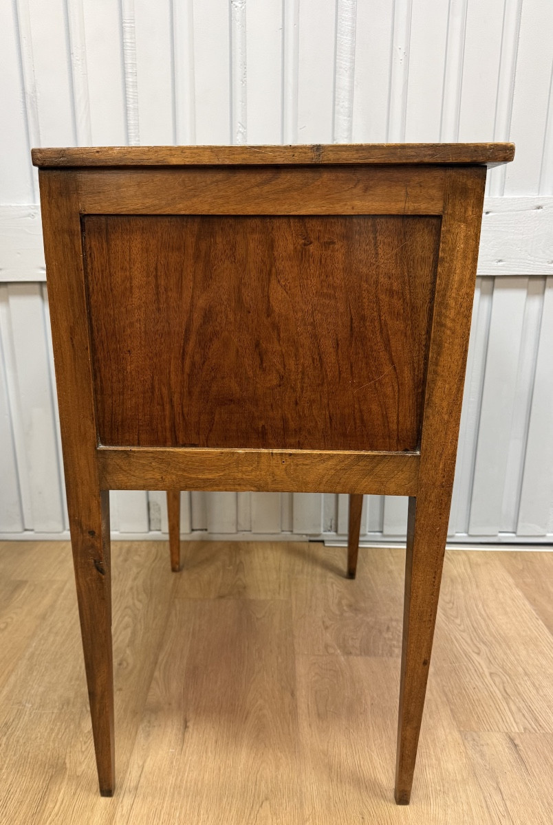 Small Chest Of Drawers Between Two-photo-1